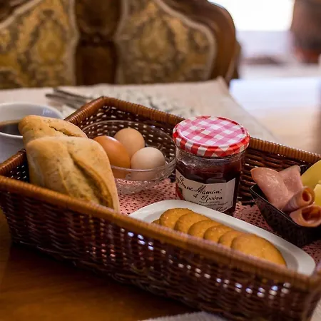 فيلة Laylande House Theológos