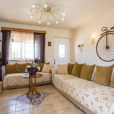 Villa Laylande House