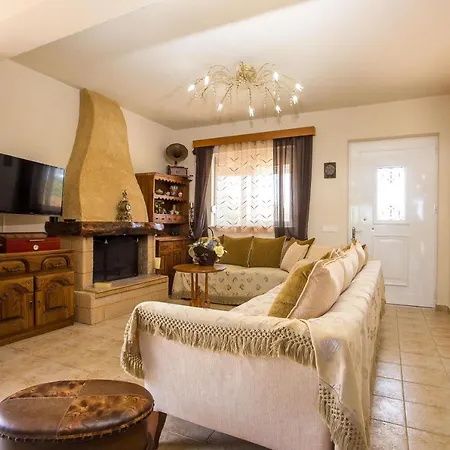 Laylande House Villa