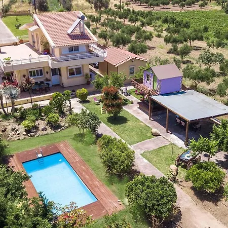 Laylande House * Theológos