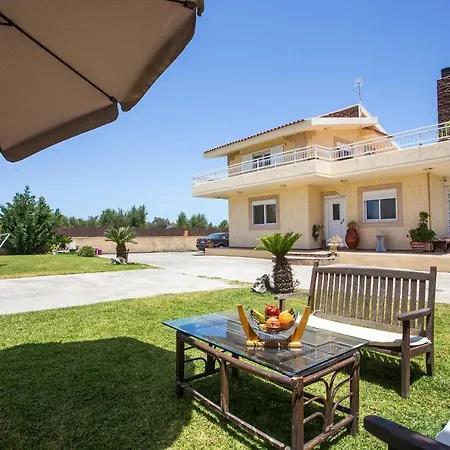 Laylande House * Theológos