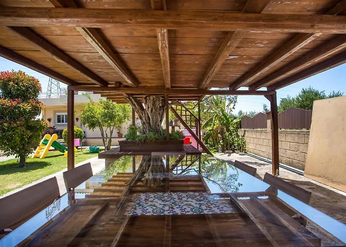 Laylande House Villa Theológos