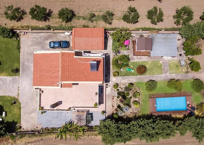 Villa Laylande House *