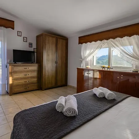 Laylande House Villa *