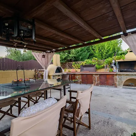 Villa Laylande House *