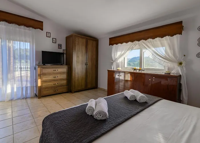 Laylande House Villa *