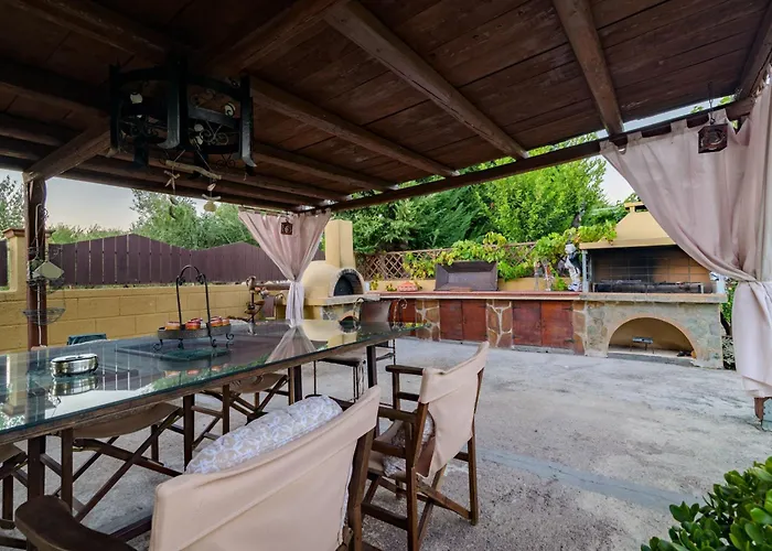 Villa Laylande House *